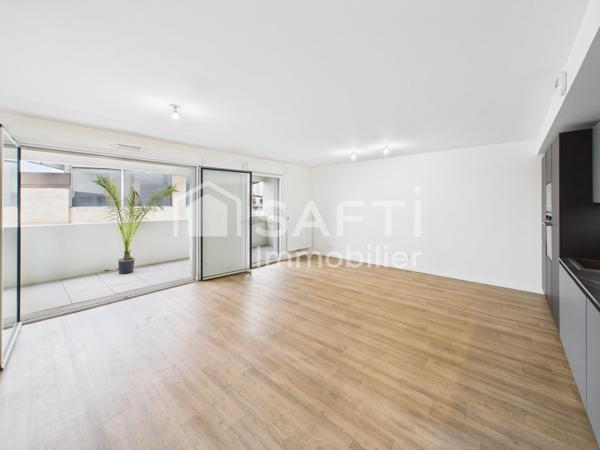 A ventre à Mérignac, Appartement T4 de 92 m2 avec parking