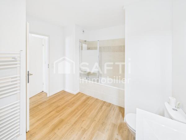 A ventre à Mérignac, Appartement T4 de 92 m2 avec parking