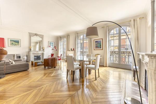 Appartement Paris 17e - PIERRE DEMOURS