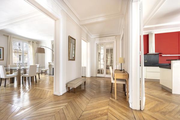 Appartement Paris 17e - PIERRE DEMOURS