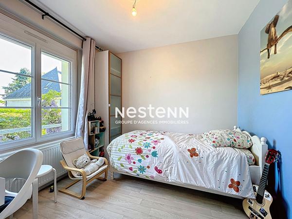 Maison familiale de 260 m² baignée de lumière, terrain de 1300 m² sans vis-à-vis