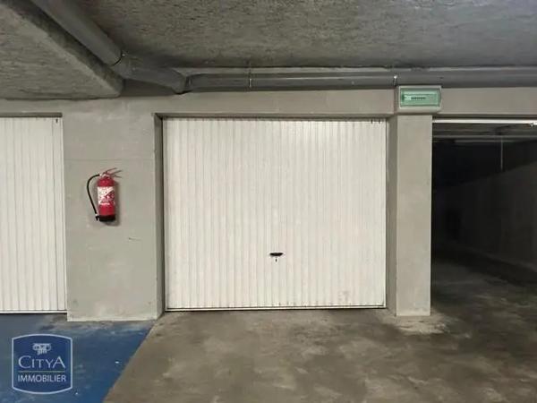 Parking à louer Le Pont-de-Claix (38800)
