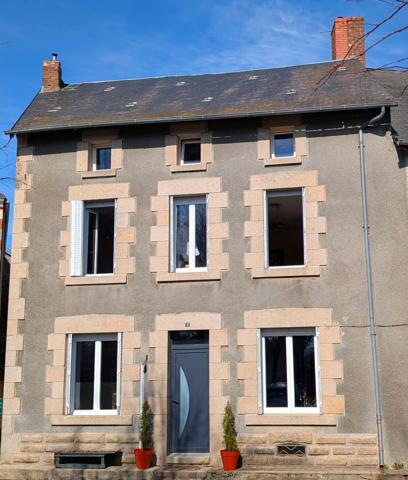 Maison à vendre à Saint-Dizier-Masbaraud (23400) - Creuse