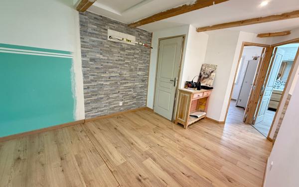 Appartement à vendre    2 pièces • 47,15 m2 Puget-Ville
