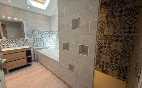 Appartement à vendre    2 pièces • 47,15 m2 Puget-Ville