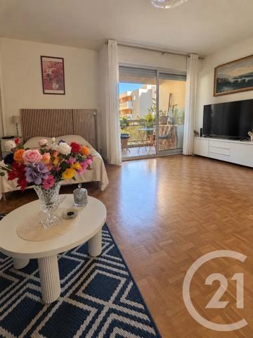 Appartement T1 à vendre  1 pièce - 33 m 2   MARSEILLE  - 13010