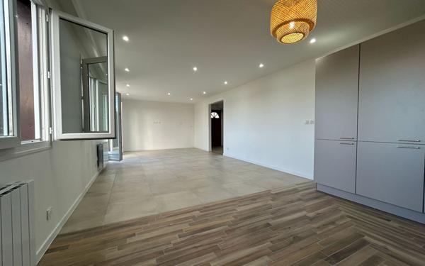 Maison à vendre    5 pièces •  Corbeil-Essonnes