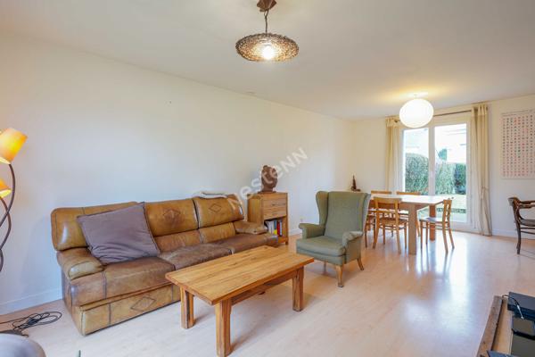 A vendre maison à THORIGNE-FOUILLARD de 93m², environ 350m² de parcelle, 5 pièces, 3 chambres.