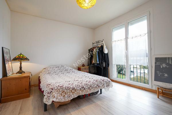 A vendre maison à THORIGNE-FOUILLARD de 93m², environ 350m² de parcelle, 5 pièces, 3 chambres.