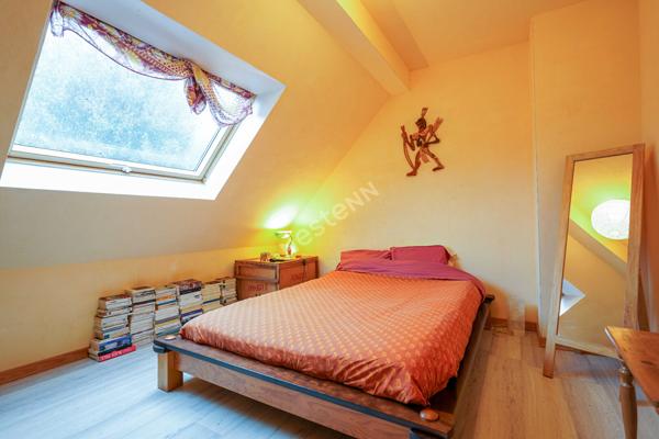 A vendre maison à THORIGNE-FOUILLARD de 93m², environ 350m² de parcelle, 5 pièces, 3 chambres.