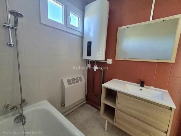 Location                                                      Appartement
                        
                     3 pièces                      54 m2                     à Draguignan