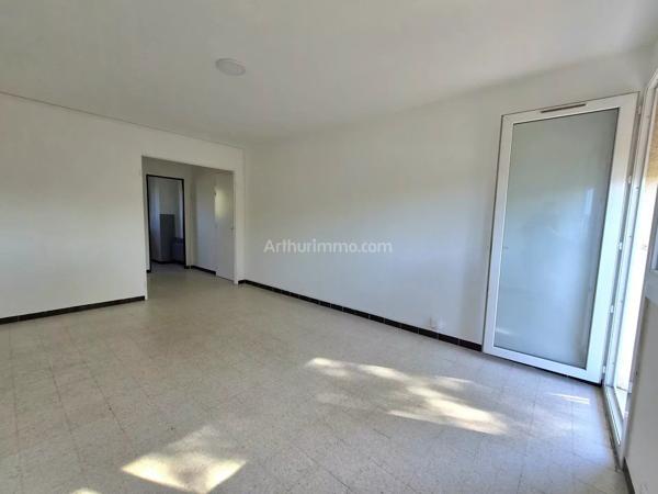 Location                                                      Appartement
                        
                     3 pièces                      54 m2                     à Draguignan
