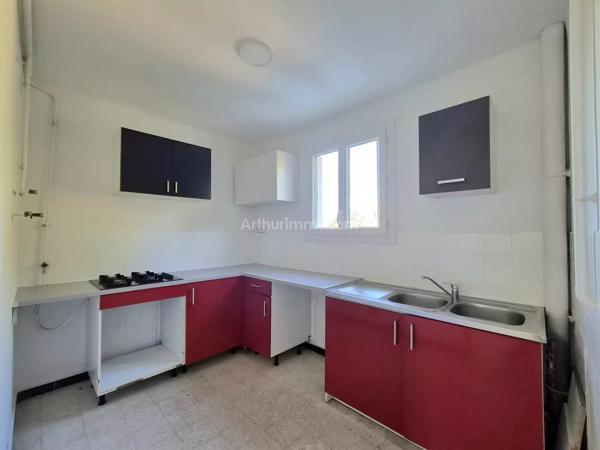 Location                                                      Appartement
                        
                     3 pièces                      54 m2                     à Draguignan