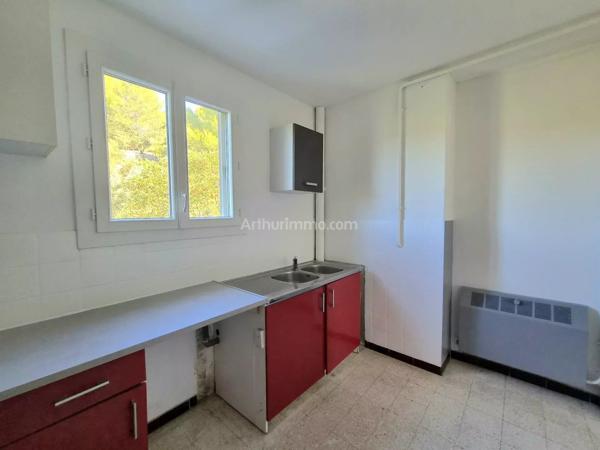 Location                                                      Appartement
                        
                     3 pièces                      54 m2                     à Draguignan