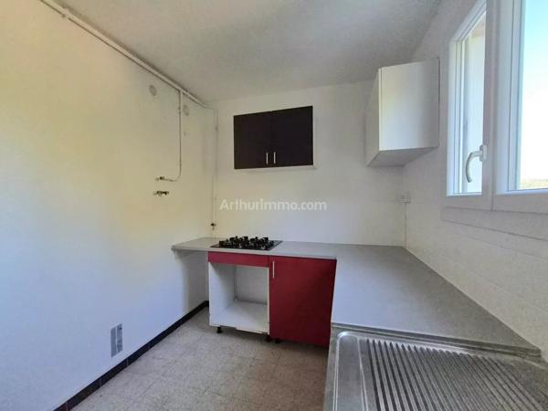 Location                                                      Appartement
                        
                     3 pièces                      54 m2                     à Draguignan