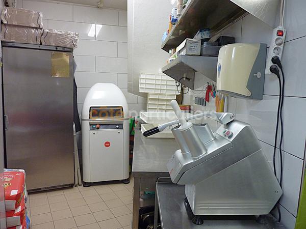 Vente
                Fonds de commerce50 m² - 2 Pièces -
                    SAINT-RAPHAEL (83700)