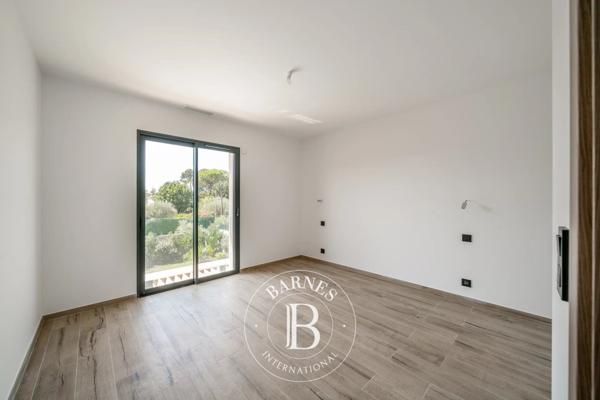 Mougins, Villa 3 Chambres -  143 m² à vendre