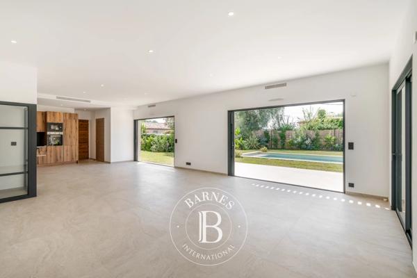Mougins, Villa 3 Chambres -  143 m² à vendre