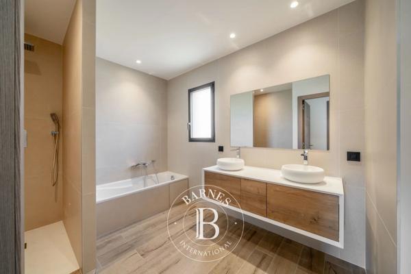 Mougins, Villa 3 Chambres -  143 m² à vendre
