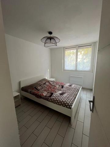 Location                                                      Appartement
                        
                     3 pièces                      52 m2                     à Montpellier