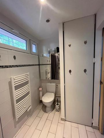 Location                                                      Appartement
                        
                     3 pièces                      52 m2                     à Montpellier