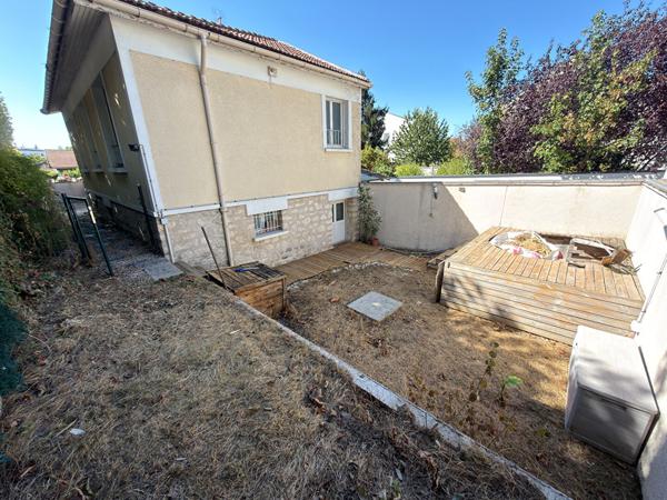 Maison Champigny-sur-Marne - 4 pièces - 89.27 m² habitable - parcelle de 253 m²