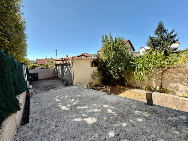 Maison Champigny-sur-Marne - 4 pièces - 89.27 m² habitable - parcelle de 253 m²