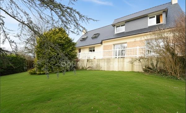 Concarneau : Maison familiale, 5 chambres avec vie de plain-pied – Proche centre et plages