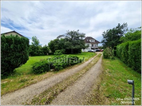 Dpt Yonne (89), à vendre MIGENNES maison P5 de 170 m² - Terrain de 5 000,00 m²