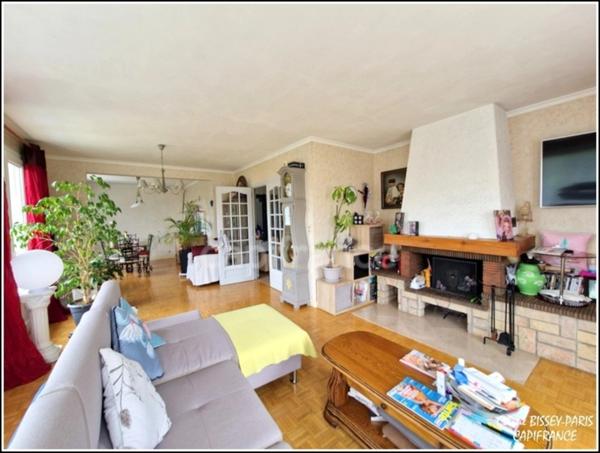 Dpt Yonne (89), à vendre MIGENNES maison P5 de 170 m² - Terrain de 5 000,00 m²