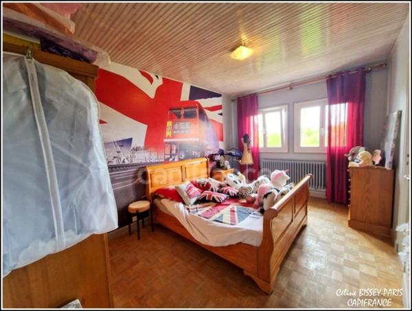 Dpt Yonne (89), à vendre MIGENNES maison P5 de 170 m² - Terrain de 5 000,00 m²