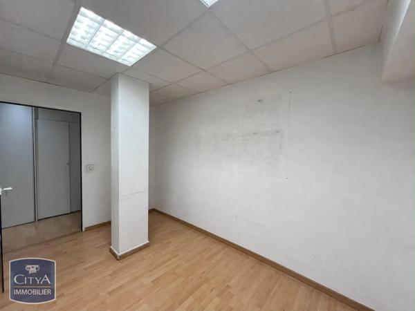 Local professionnel à louer 59.16m² Le Cannet (06110)