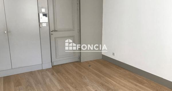 Location Appartement 2 pièces 46.98 m² - Avignon 84000