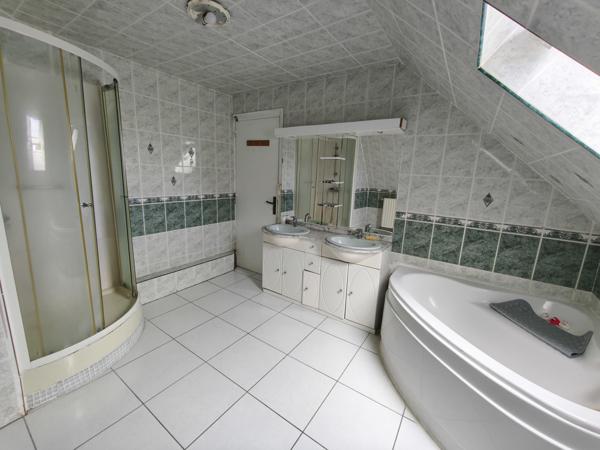 Maison 7 pièces - 156 m²