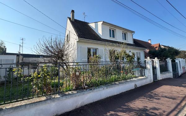 Maison à vendre    7 pièces • 149 m2 Chelles