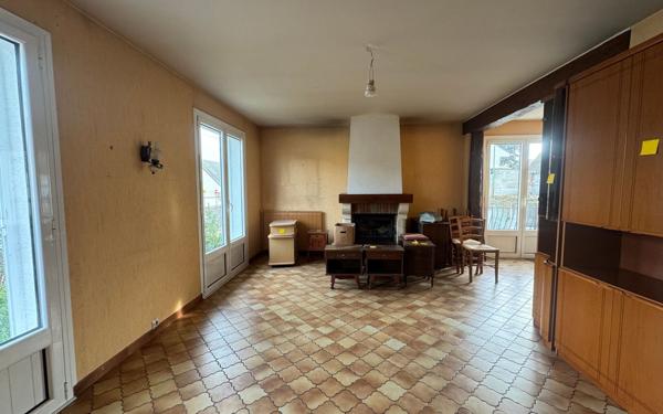Maison à vendre    7 pièces • 149 m2 Chelles