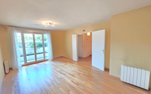 Appartement à vendre    3 pièces • 60,85 m2 Houilles