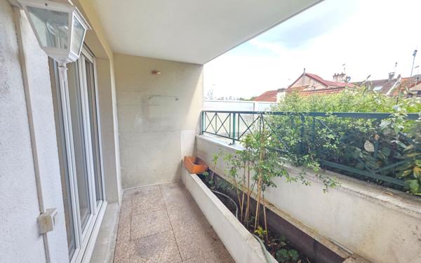 Appartement à vendre    3 pièces • 60,85 m2 Houilles