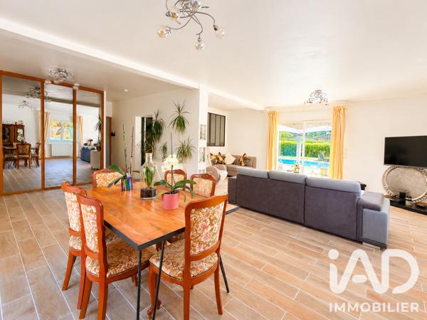 Maison à vendre 8 pièces 195 m² Montbazin