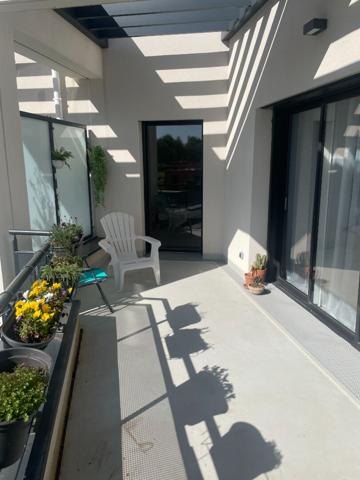 A LOUER TIERCE Appartement NEUF Type 3 MEUBLE de 63 m2 avec balcon