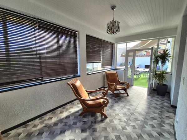 Appartement rénové avec garage proche centre-ville Alès (30100)