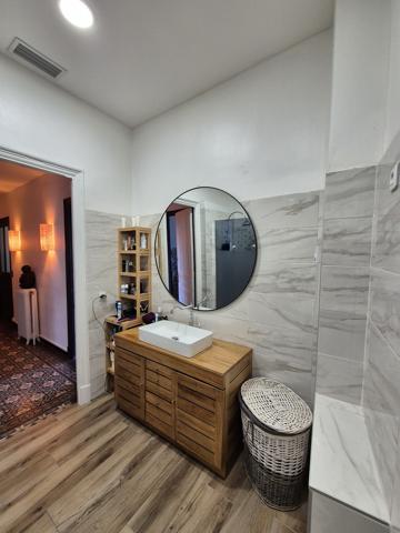 Appartement rénové avec garage proche centre-ville Alès (30100)