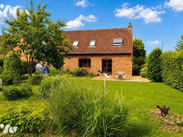 Laventie – Maison individuelle, 3 chambres, vie de plain-pied, garage et jardin de 840 m².