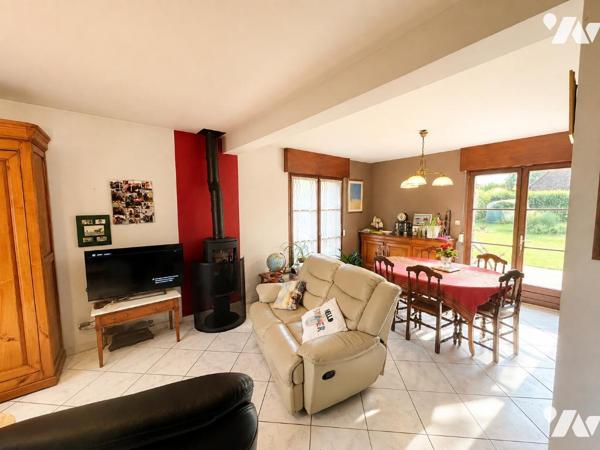 Laventie – Maison individuelle, 3 chambres, vie de plain-pied, garage et jardin de 840 m².