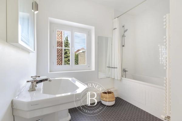Le Vésinet, Maison 6 Chambres -  147 m² à vendre