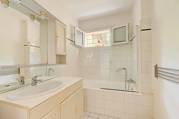 Appartement Saint Germain En Laye 4 pièces 73 m2 498 000 € **  - Référence  18897