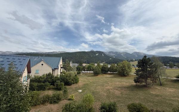 Appartement à vendre    5 pièces • 127 m2 Corrençon-en-Vercors