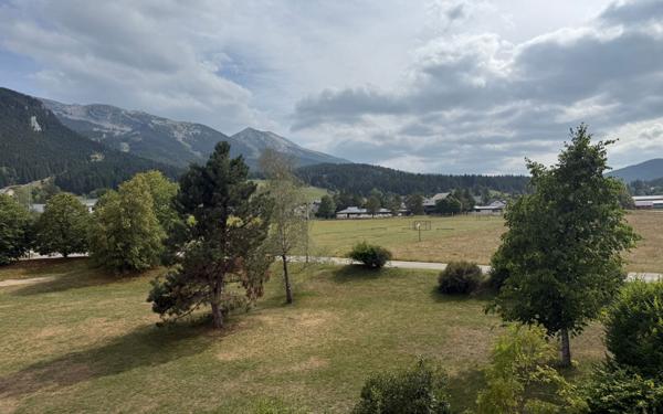 Appartement à vendre    5 pièces • 127 m2 Corrençon-en-Vercors