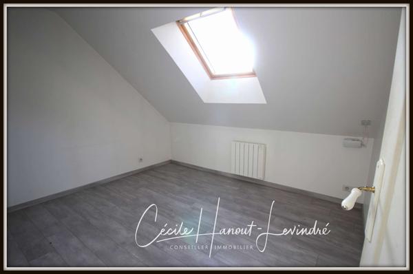 Pontorson (50170) PONTORSON - Secteur Sud - Pavillon sur sous-sol 85 m² sur terrain 773 m²