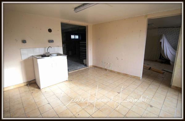 Pontorson (50170) PONTORSON - Secteur Sud - Pavillon sur sous-sol 85 m² sur terrain 773 m²